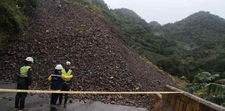 Por lo menos una semana tardará rehabilitación de la vía Bogotá - Medellín Por lo menos una semana tardará rehabilitación de la vía Bogotá - Medellín