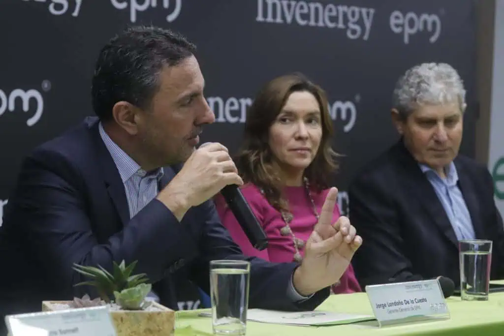 EPM anuncia alianza con Invenergy, gigante de energías renovables, para desarrollar proyectos solares y eólicos EPM anuncia alianza con Invenergy, gigante de energías renovables, para desarrollar proyectos solares y eólicos