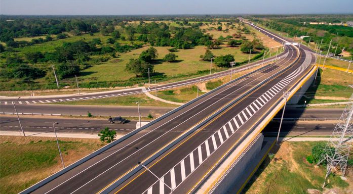 Fitch alerta riesgo de liquidez para proyectos de infraestructura en Colombia