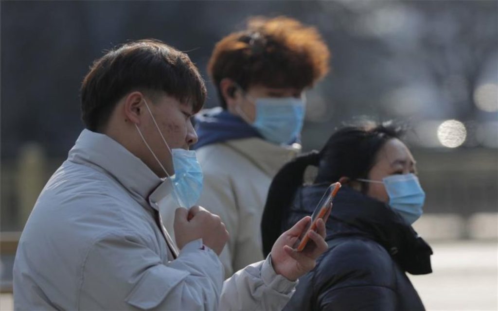 Premercado | Bolsas globales siguen volátiles por coronavirus; ya hay más de 200 víctimas y 9.600 infectados