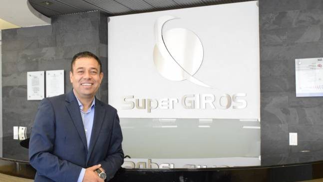 Frank Medina, gerente de Supergiros/El País