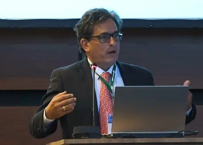 Fondo de Garantías fue capitalizado para auxiliar pymes por coronavirus en Colombia Alberto Carrasquilla, ministro de Hacienda de Colombia. Foto: Tomada del Twitter de MinHacienda