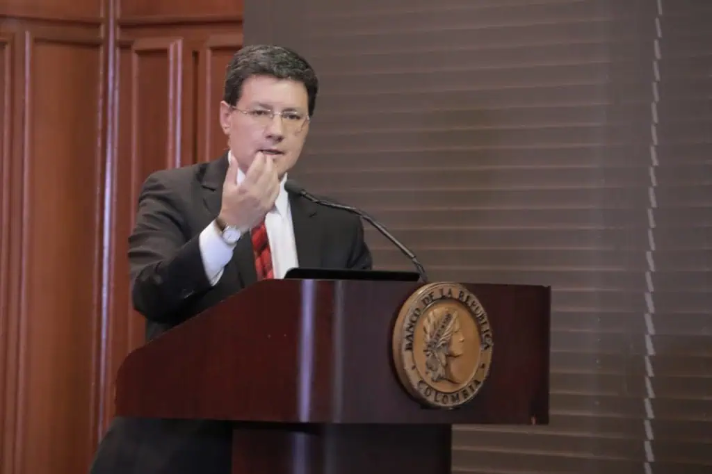 PIB de Colombia en cuarto trimestre de 2019 habría aumentado 3,3 % PIB de Colombia en cuarto trimestre de 2019 habría aumentado 3,3 %