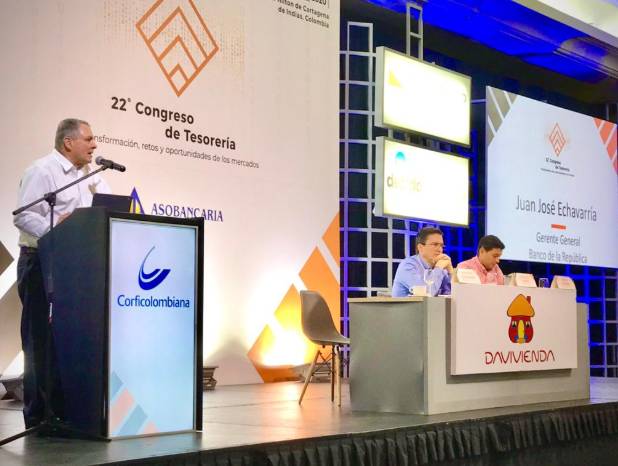 Presiones podrían llevar la inflación de Colombia hasta 3,5 % en 2020, según el gerente del BanRep Presiones podrían llevar la inflación de Colombia hasta 3,5 % en 2020, según el gerente del BanRep