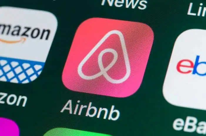 airbnb Airbnb revela cuánto ganaron sus anfitriones en Antioquia y Medellín durante 2025