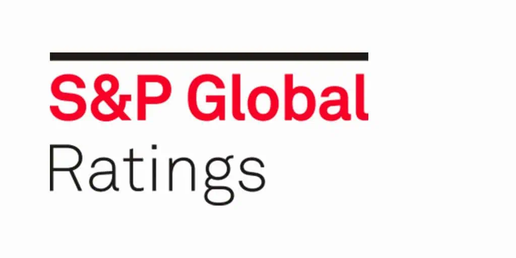 S&P rebajó perspectiva de nueve empresas colombianas S&P ve peor PIB de Colombia en 2020 y riesgo en calificación por alta deuda