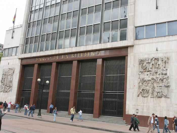 Bancos aumentaron exigencia para préstamos en Colombia a marzo