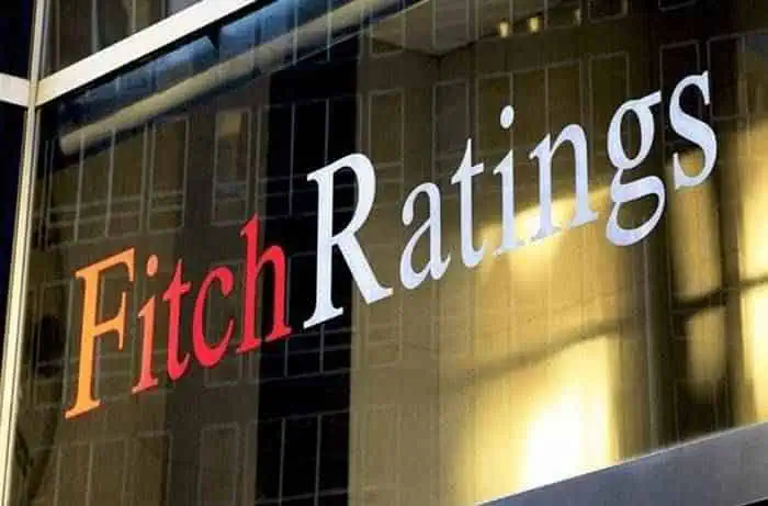 Fitch da nota positiva a adquisición por parte de Sura de Gestión Fiduciaria logo fitch ratings