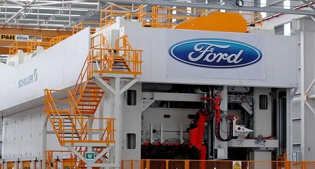 Ford pospone reinicio de producción de vehículos en Norteamérica Ford pospone reinicio de producción de vehículos en Norteamérica