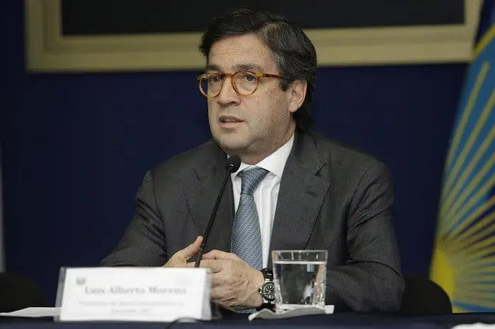 BID aprobó US$1.150 millones para que Colombia enfrente el Covid-19 BID aprobó US$1.150 millones para que Colombia enfrente el Covid-19