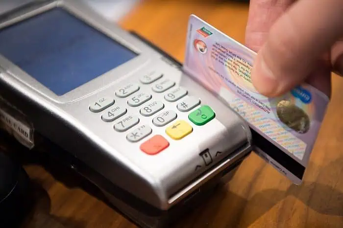 Los beneficios ocultos que hay en sus tarjetas de crédito Tarjeta crédito