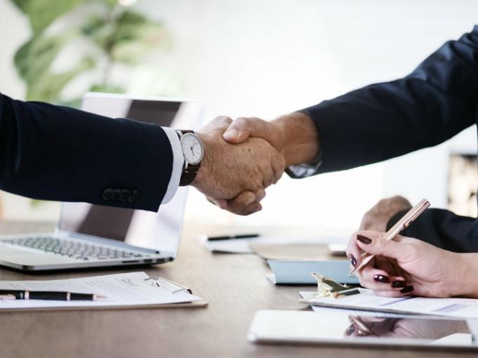 Colombia: ¿Cómo sería y cuáles empresas puede vender el Gobierno?