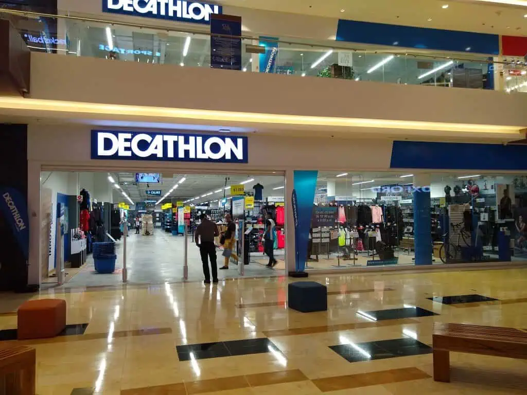 Decathlon continúa su expansión en Colombia e inauguró nueva tienda en Medellín Decathlon continúa su expansión en Colombia e inauguró nueva tienda en Medellín