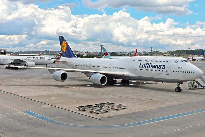 Lufthansa se dispara en bolsa tras guiño a rescate estatal