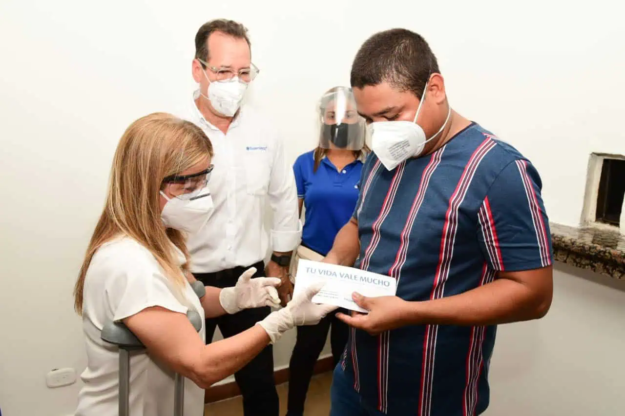 Gobernación de Atlántico inició entrega de 20.000 subsidios a través de Supergiros para mototaxistas Gobernación de Atlántico inició entrega de 20.000 subsidios a través de Supergiros para mototaxistas