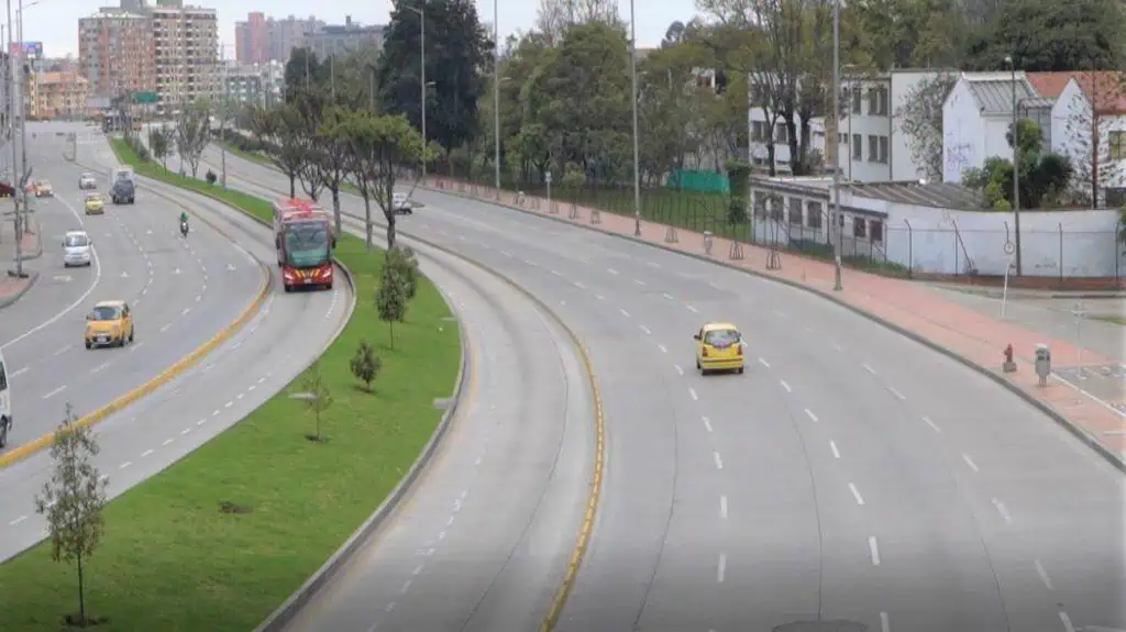 Bogotá y Cundinamarca firman acuerdos para ambicioso plan de infraestructura Así se hará la cuarentena por localidades en Bogotá hasta agosto; se dará renta básica de $240.000