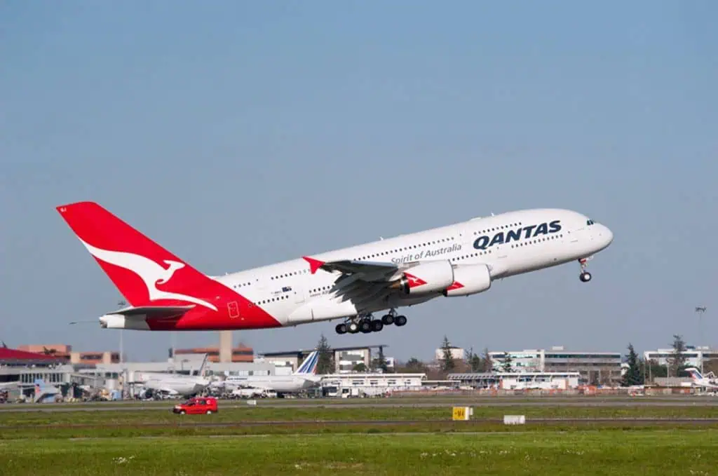 Aerolínea australiana Qantas no venderá más tiquetes internacionales hasta marzo de 2021 Aerolínea australiana Qantas no venderá más tiquetes internacionales hasta marzo de 2021