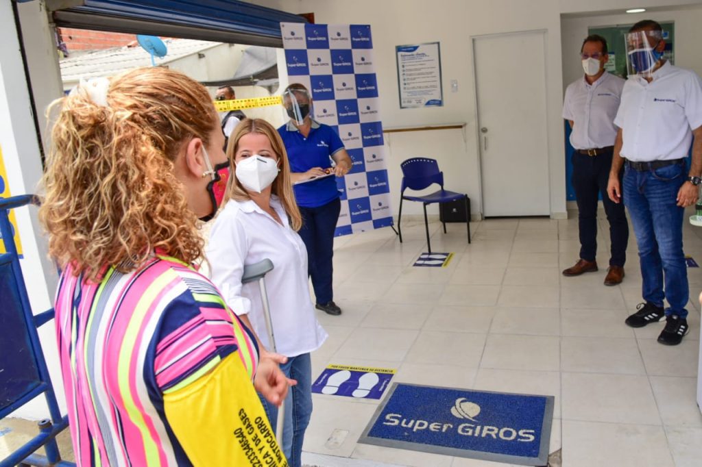 En Atlántico se supera entrega de más de 12.000 ingresos solidarios a mototaxistas En Atlántico se supera entrega de más de 12.000 ingresos solidarios a mototaxistas