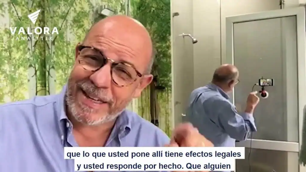 El dedo es la lengua en las redes sociales El dedo es la lengua en las redes sociales