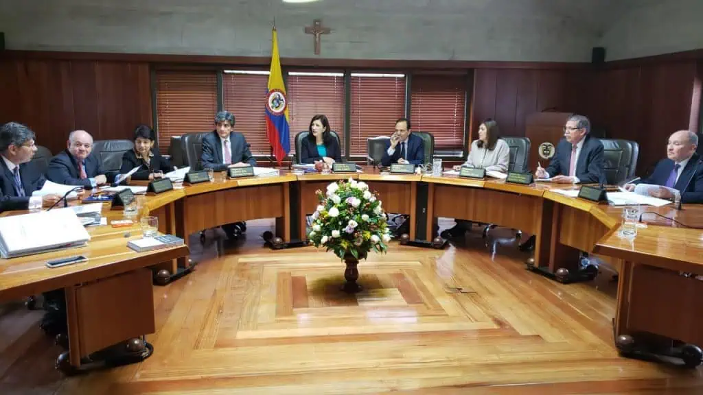 Impuesto al patrimonio seguirá vigente en Colombia: Corte se declaró inhibida sobre el tema 2023 récord histórico de tutelas en Colombia: Corte Constitucional