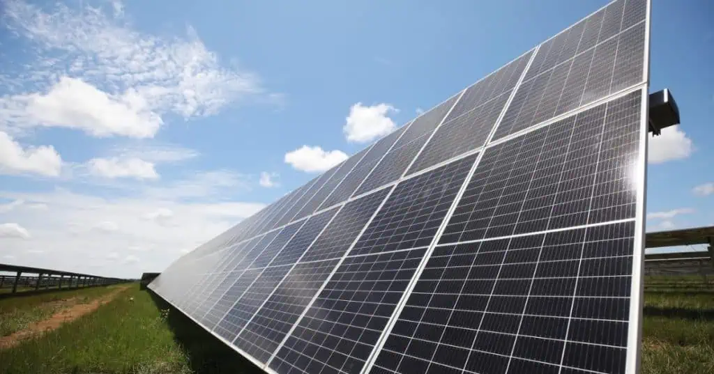 China, Reino Unido y la Unión Europea: líderes mundiales en energías renovables Chile superó récord de generación de energía sostenible en 2020