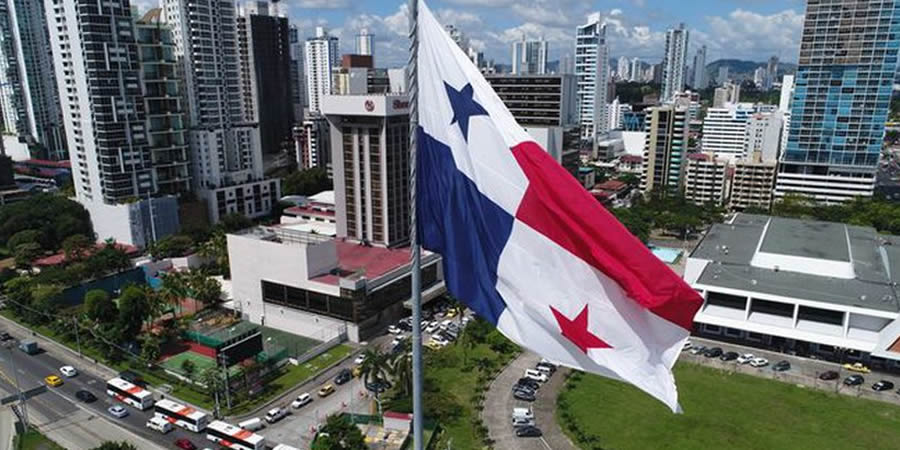 Panamá es el país favorito para inversiones de los colombianos, según ChatGPT