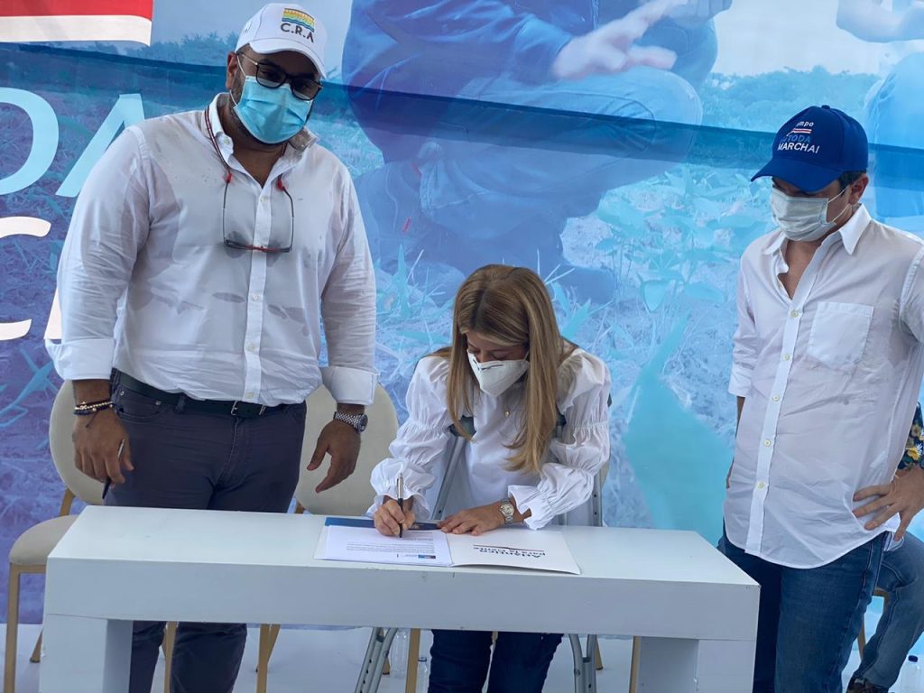 Gobernación de Atlántico firmó convenio con Banco Agrario para financiar proyectos agropecuarios