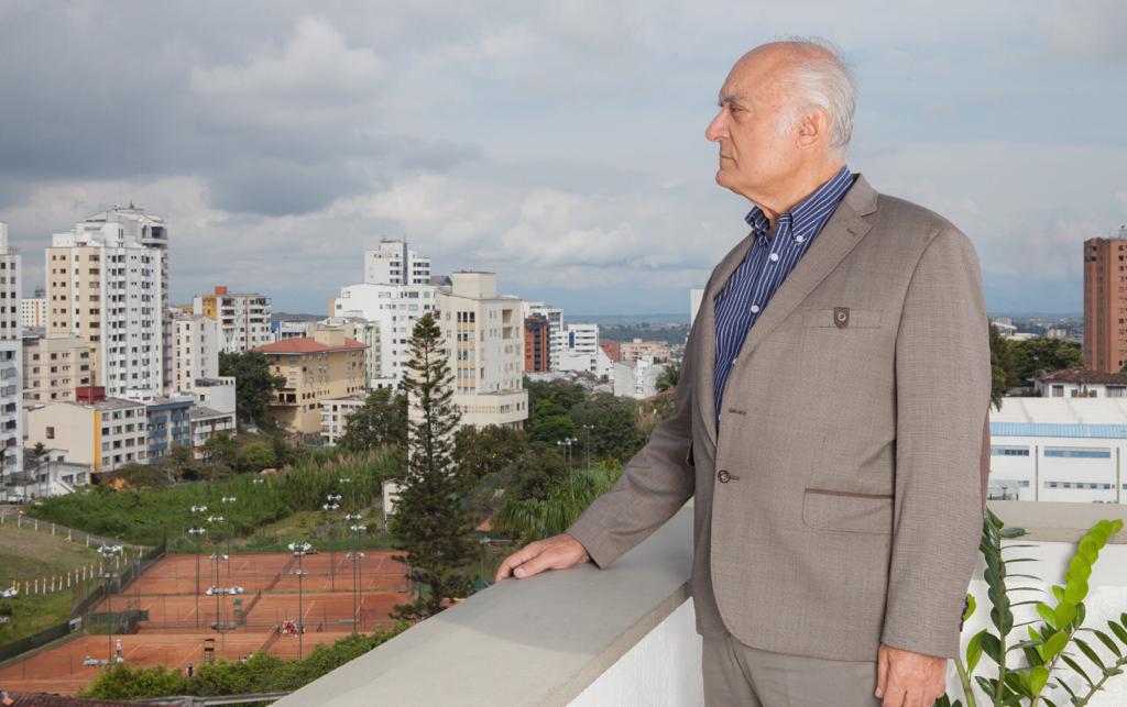Falleció Alfredo Hoyos Mazuera, fundador de Frisby y pilar de industria de alimentos en Colombia