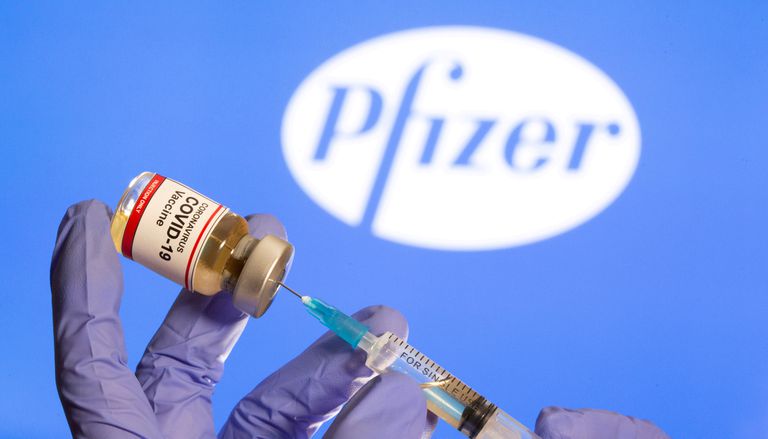 Pfizer se pronuncia sobre versión de retraso de vacunas para Colombia