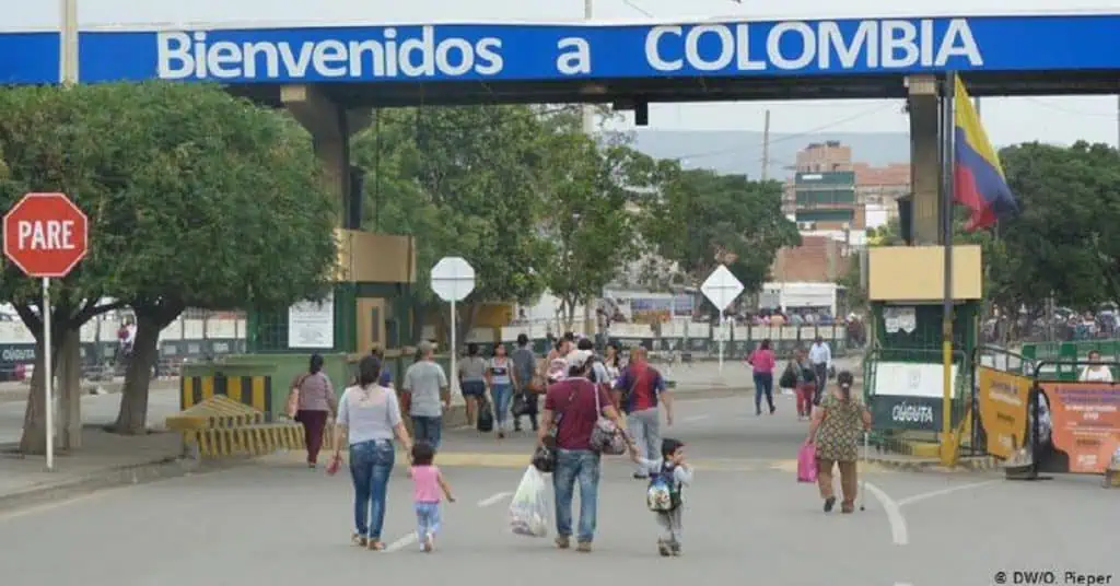 Cierre de pasos fronterizos terrestres y fluviales se mantendrá hasta el 1 de junio Fronteras-Terrestres-Colombia Foto: DW