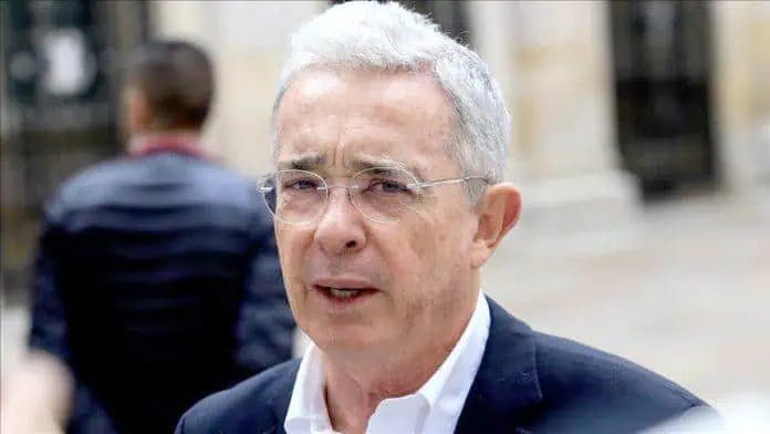 Fiscalía le imputa nuevo delito a Álvaro Uribe, expresidente de Colombia Álvaro Uribe, expresidente de Colombia. Foto: Archivo Valora Analitik