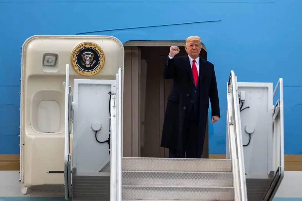 ¿Trump puede ser presidente a pesar de procesos en su contra? Esto dice la ley Donald Trump