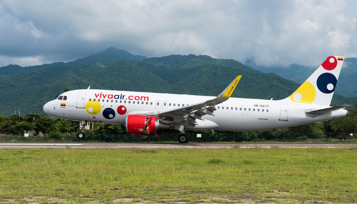 ¿Qué le ha dicho Viva Air a pasajeros varados en aeropuertos?