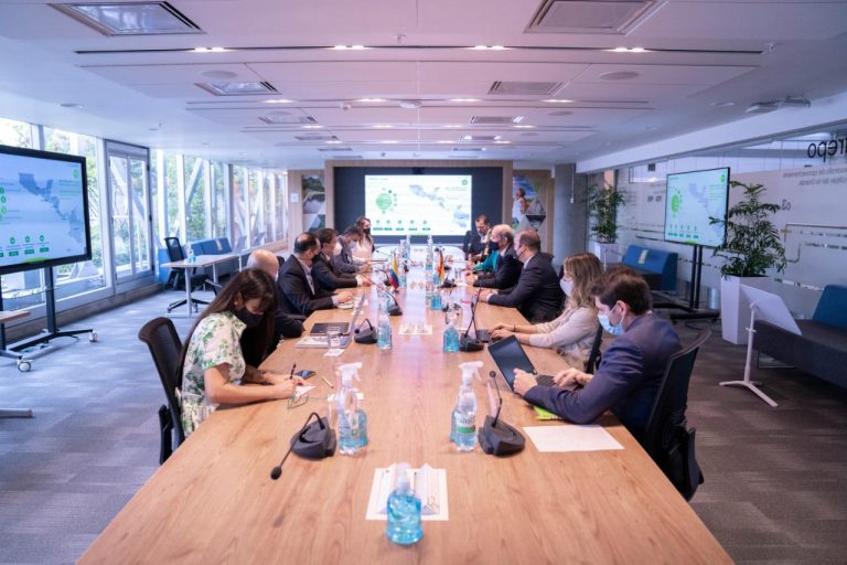 España explora nuevos puntos de cooperación económica con EPM y Medellín España explora nuevos puntos de cooperación económica con EPM y Medellín
