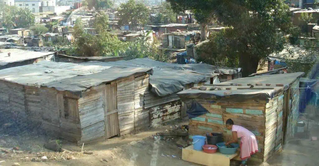Colombia busca reducción hasta de 10 puntos porcentuales en pobreza con reforma tributaria Colombia busca reducción hasta de 10 puntos porcentuales en pobreza con reforma tributaria