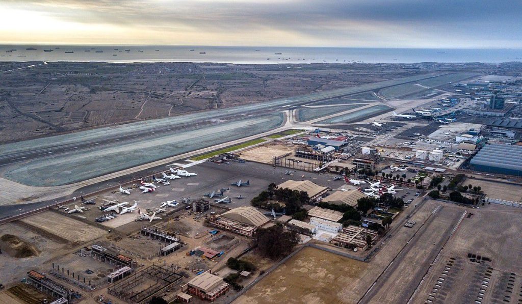 Gobierno de Perú restablece vuelos a varios destinos de Europa