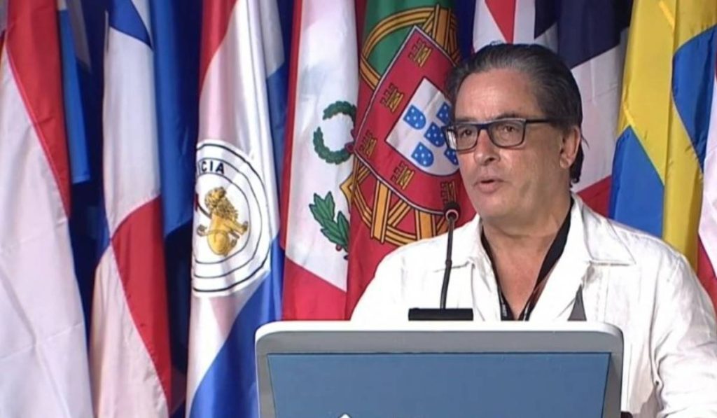 Oficial: Carrasquilla es candidato a presidente de la CAF