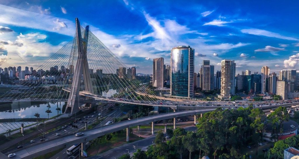 PIB de Brasil cayó 4,1 % en 2020: el peor indicador en 24 años