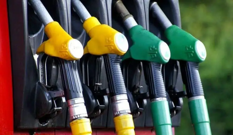 Los precios del diésel están subsidiados por las tarifas de la gasolina y el Estado. Imagen: Pixabay.