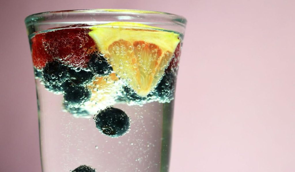 Así son las Hard Seltzer, las primeras bebidas alcohólicas de Coca-Cola