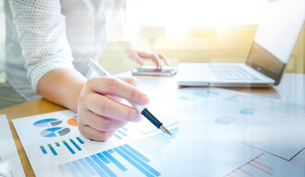 Inversionistas en Latinoamérica esperan rentabilidades de dos dígitos en 2021: Natixis