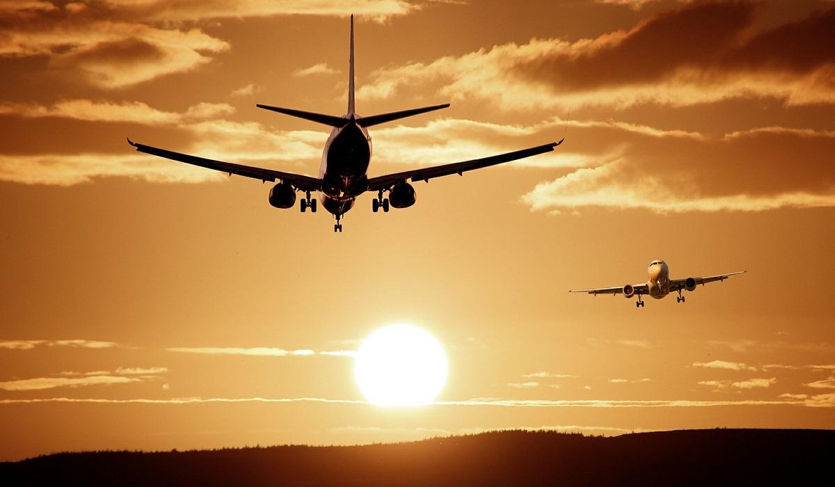 El incremento será entre el 30 % a 40 % en el costo de pasajes aéreos para 2023.Foto: ThePixelman en Pixabay
