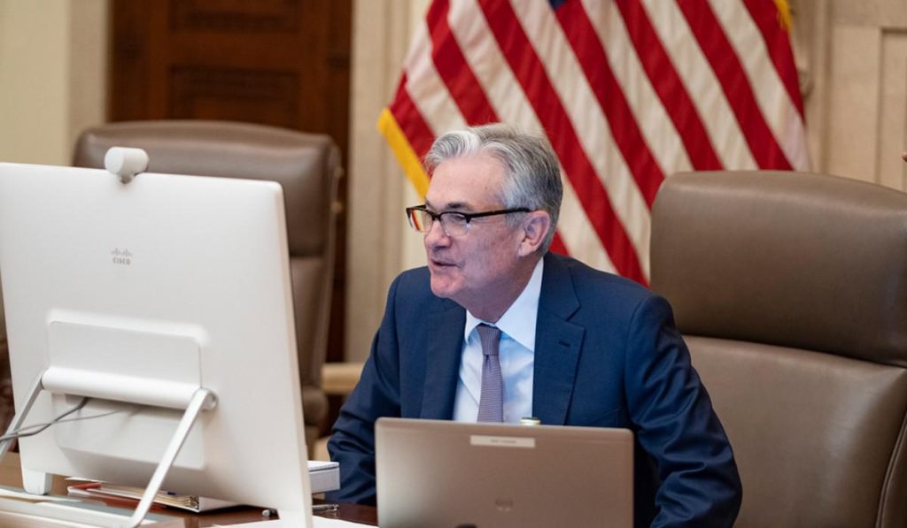 PIB de EE. UU. en el tercer trimestre pasó de estar en 2,9 % a 3,2 %