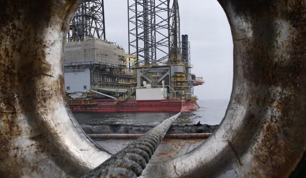 Agencia Internacional de Energía proyecta recuperación en demanda mundial de petróleo