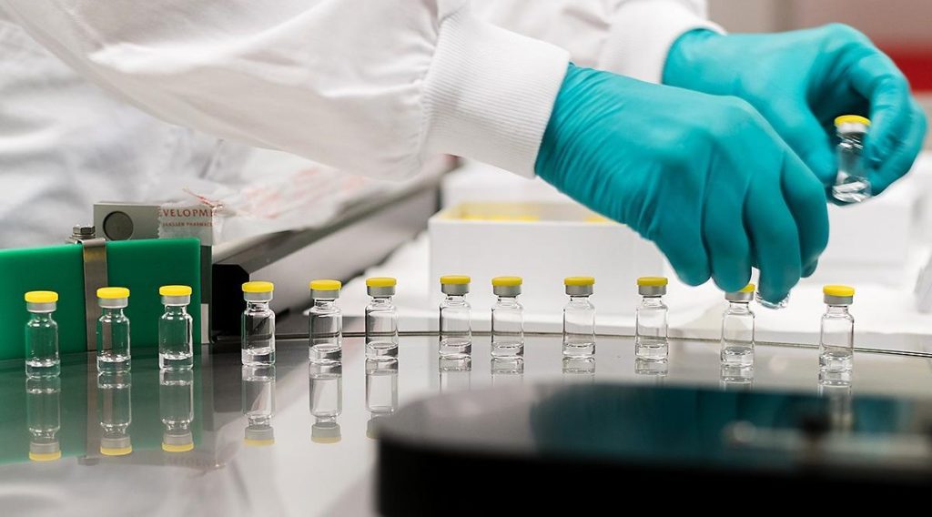 Merck se uniría a Johnson & Johnson para fabricar vacuna contra Covid-19