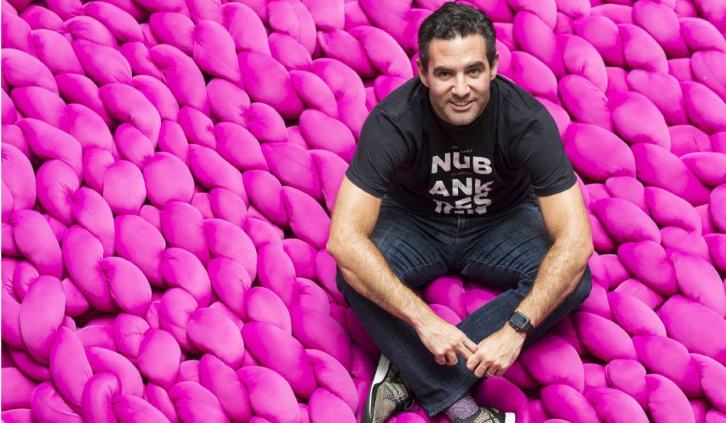 Las 4 lecciones empresariales de David Vélez para el mundo
