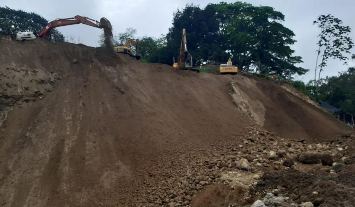 Avanzan las obras de búsqueda de los mineros atrapados en Neira Avanzan las obras de búsqueda de los mineros atrapados en Neira