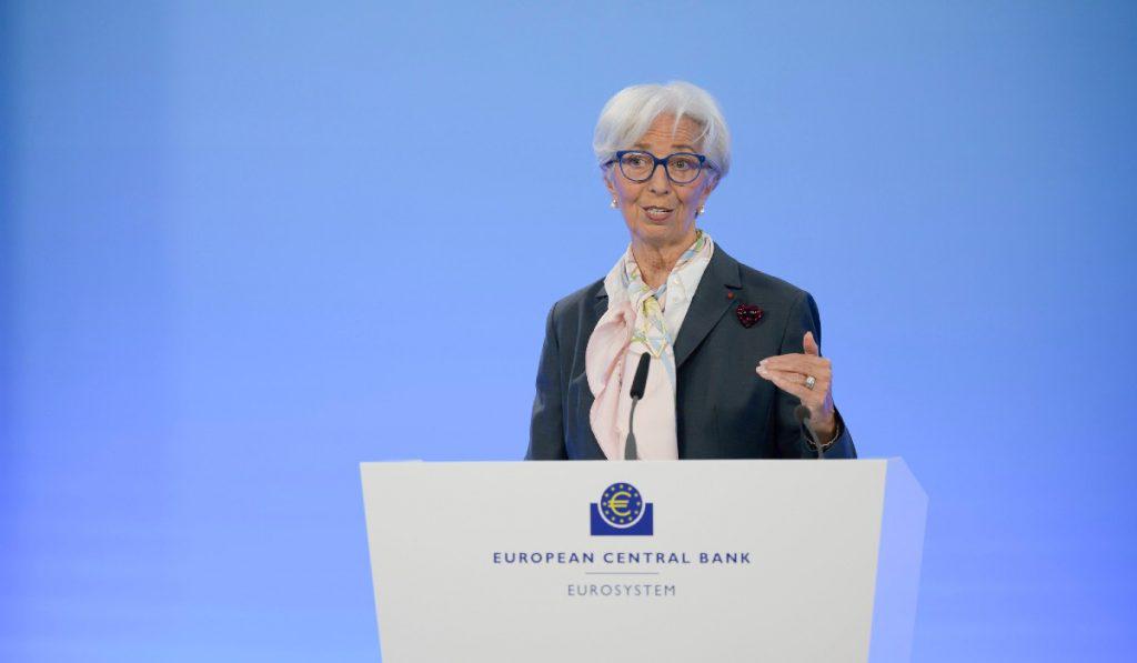 Banco Central Europeo mantiene tasas y espera inflación cercana al 2 %