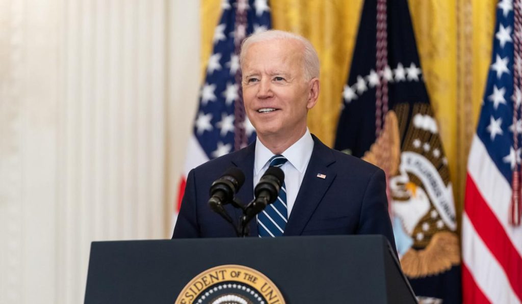 Biden ordenará el estudio del dólar digital como divisa