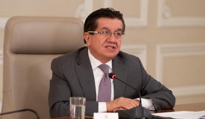 ministro-salud-fernando-ruiz